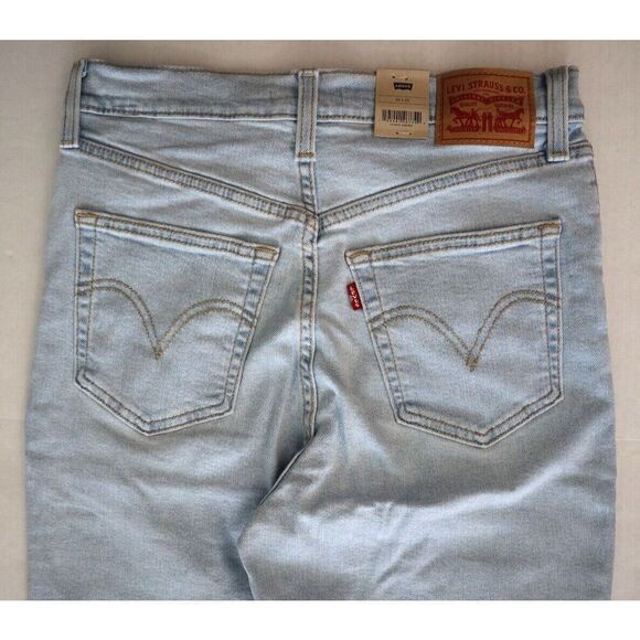 Levi's Women's Sz 30 x 33 Light Blue High Rise Ribcage Bootcut Denim Jeans - Picture 7 of 8